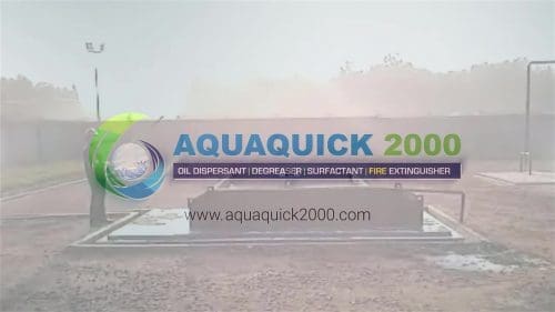 使用 AQUAQUICK 2000 进行油品清洁测试 6 AQUAQUICK 2000燃料灭火器在Medco的火灾演示
