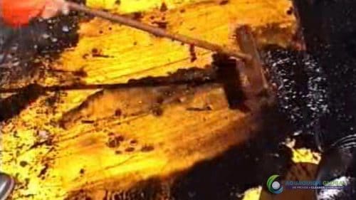 AQUAQUICK 2000 Oil spill maintenance cleanup on Rig and Deck 63