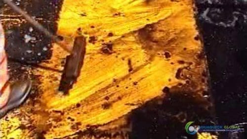 AQUAQUICK 2000 Oil spill maintenance cleanup on Rig and Deck 68