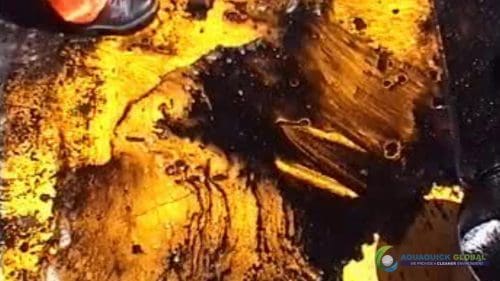 AQUAQUICK 2000 Oil spill maintenance cleanup on Rig and Deck 78