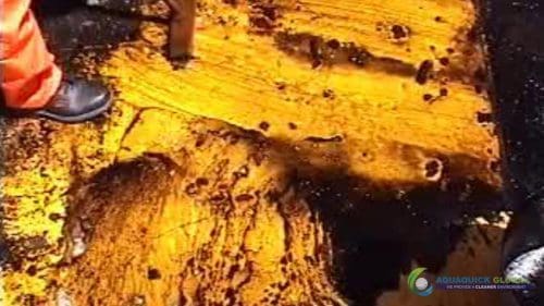 AQUAQUICK 2000 Oil spill maintenance cleanup on Rig and Deck 81