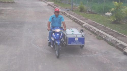 AQUAQUICK 2000 Pulau Tioman Oil Spill Cleanup 16