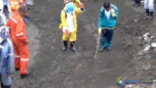 AQUAQUICK 2000 Rosario Cavite oil spill cleanup Au 022