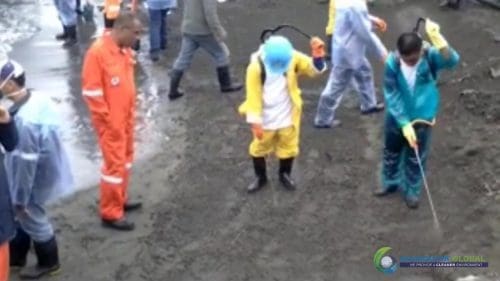 AQUAQUICK 2000 Rosario Cavite oil spill cleanup Au 038