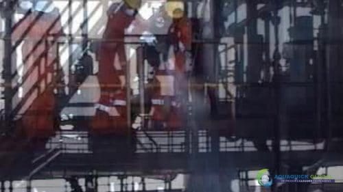 AQUAQUICK 2000 Sea Oil Spill Rig Cleaning Demo 1 028