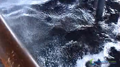 AQUAQUICK 2000 Sea Oil Spill Rig Cleaning Demo 1 048