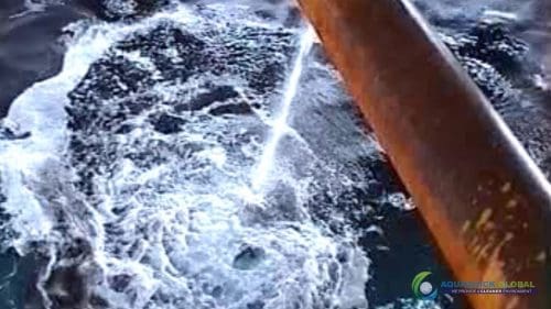 AQUAQUICK 2000 Sea Oil Spill Rig Cleaning Demo 1 060