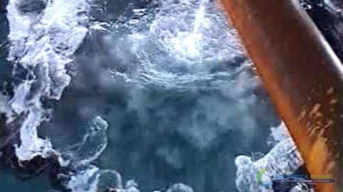 AQUAQUICK 2000 Sea Oil Spill Rig Cleaning Demo 1 070