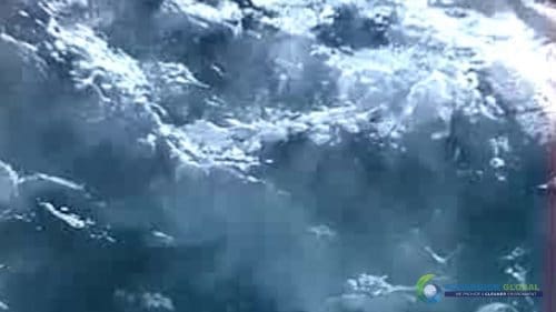 AQUAQUICK 2000 Sea Oil Spill Rig Cleaning Demo 1 076