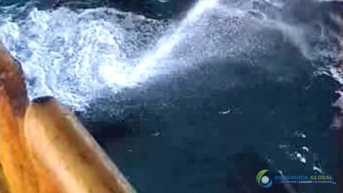 AQUAQUICK 2000 Sea Oil Spill Rig Cleaning Demo 1 097