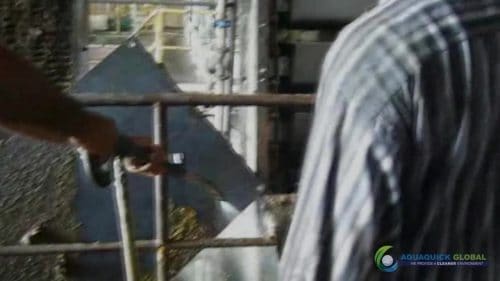 AQUAQUICK 2000 Sime Darby Cleanup Demo 061