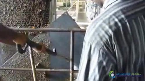 AQUAQUICK 2000 Sime Darby Cleanup Demo 068