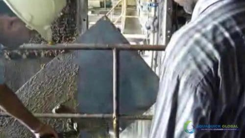 AQUAQUICK 2000 Sime Darby Cleanup Demo 070