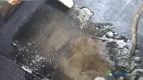 AQUAQUICK 2000 Surface Oil Spill Cleaning Demo 1 25