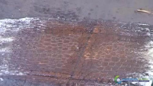 AQUAQUICK 2000 Surface Oil Spill Cleaning Demo 1 40