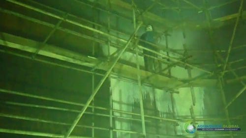 AQUAQUICK 2000 Tank Cleaning Demo 1 20