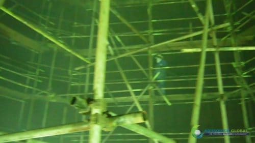 AQUAQUICK 2000 Tank Cleaning Demo 1 31