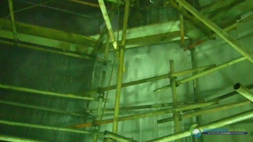 AQUAQUICK 2000 Tank Cleaning Demo 1 44