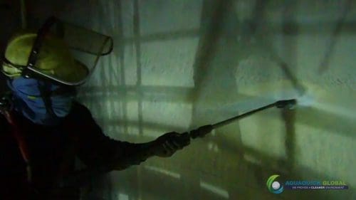 AQUAQUICK 2000 Tank cleaning demo 2 25