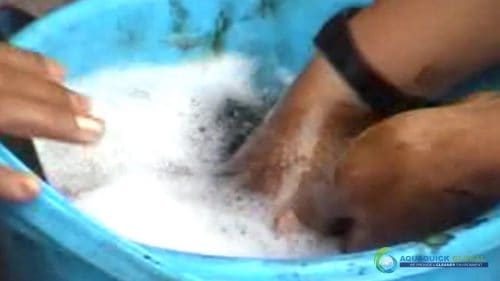 AQUAQUICK 2000 Washing hands removing all oil stains 29