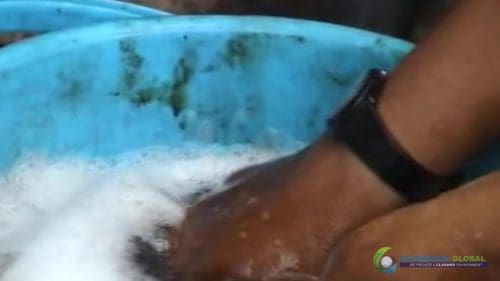 AQUAQUICK 2000 Washing hands removing all oil stains 31