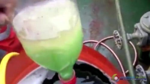 AQUAQUICK 2000 curățarea deversărilor de petrol în orașul Cebu 027