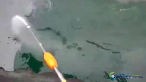 AQUAQUICK 2000 curățarea deversărilor de petrol în orașul Cebu 098