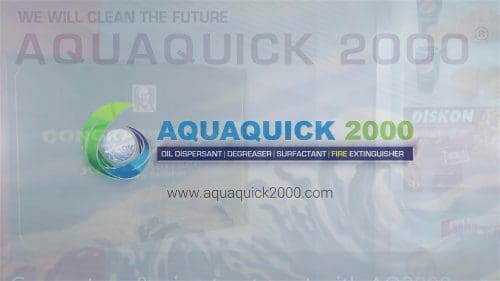 用 AQUAQUICK 2000 进行的油品清洁测试 53 肯德基使用AQUAQUICK 2000清洗隔油池